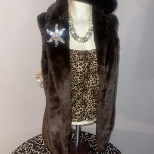 Women’s Faux Fur Vest